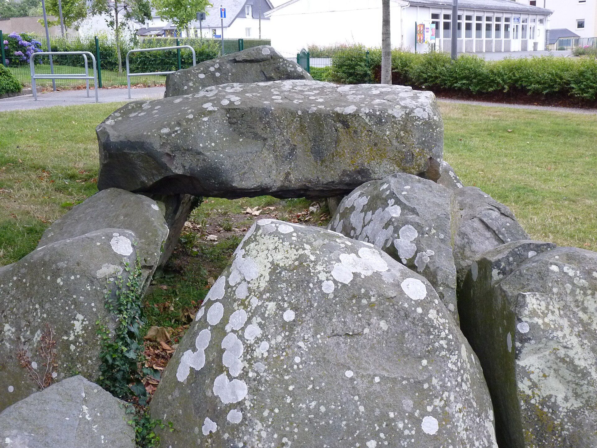 Ploufragan (22440) : Allée couverte du Grimolet à Ploufragan